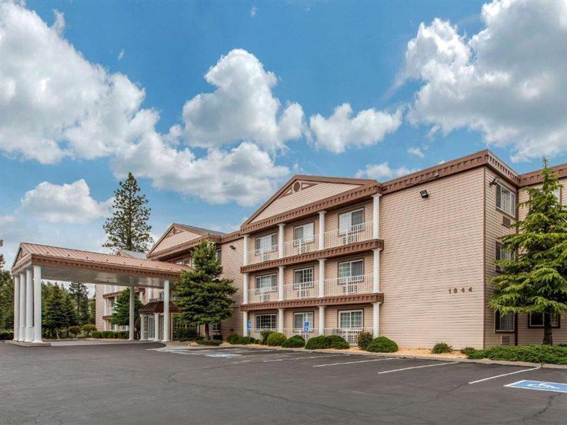 Comfort Inn Mount Shasta Area Weed Bagian luar foto