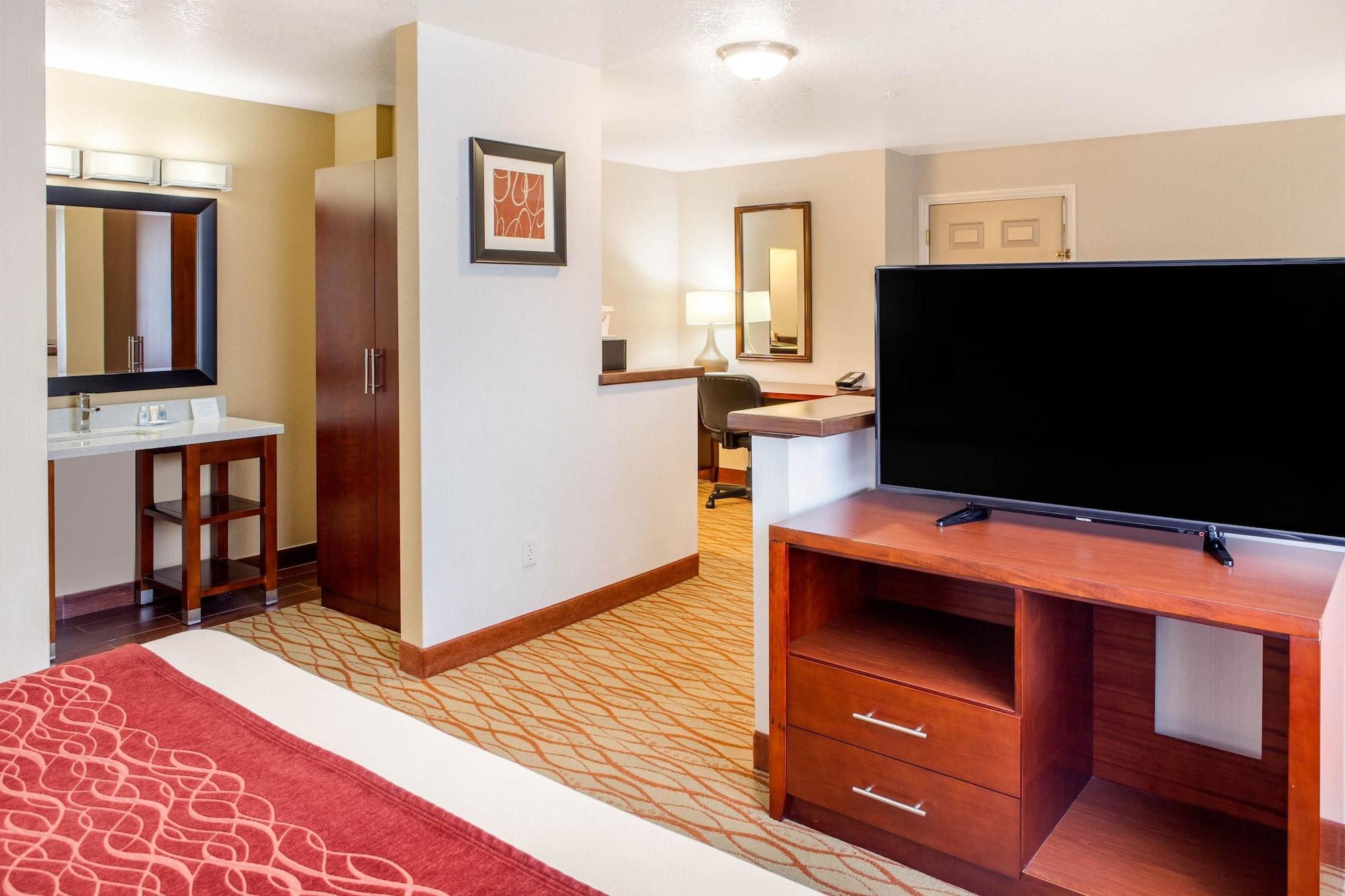 Comfort Inn Mount Shasta Area Weed Bagian luar foto