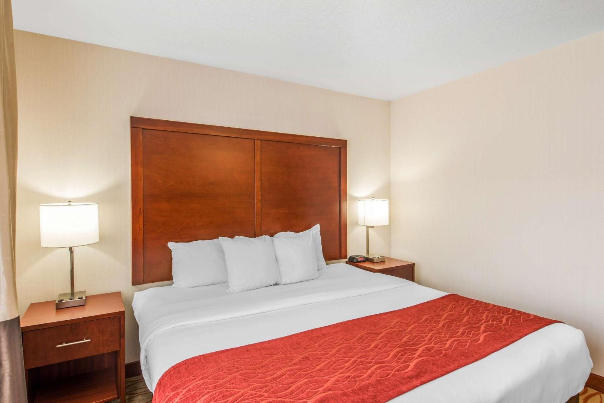 Comfort Inn Mount Shasta Area Weed Bagian luar foto