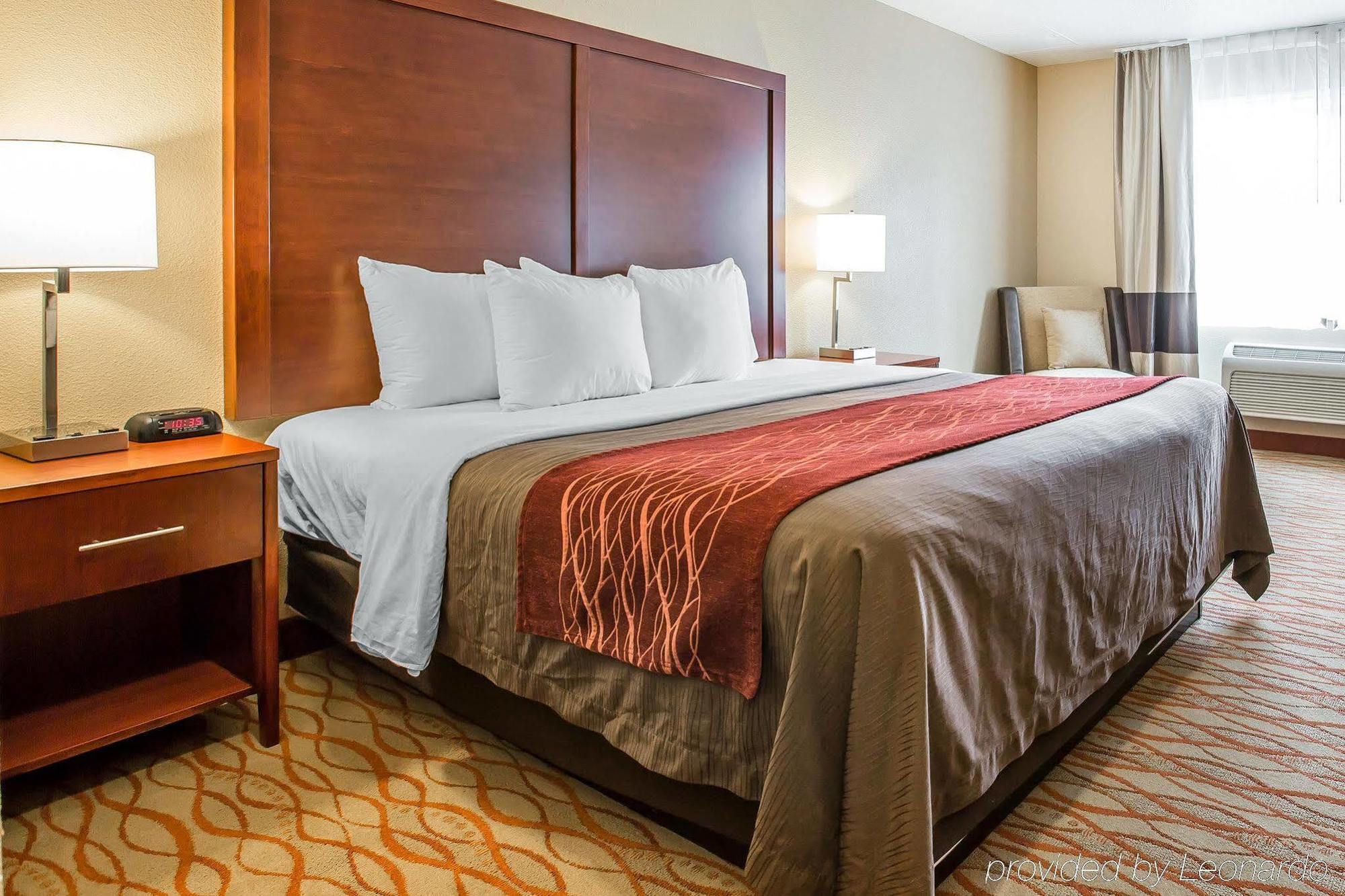 Comfort Inn Mount Shasta Area Weed Bagian luar foto